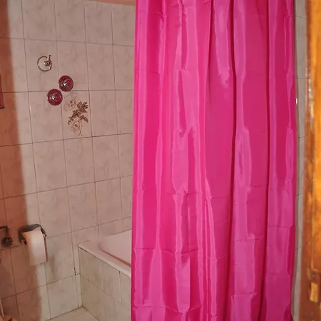 Hostel Simple
