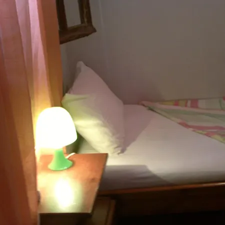 Auberge de jeunesse Simple
